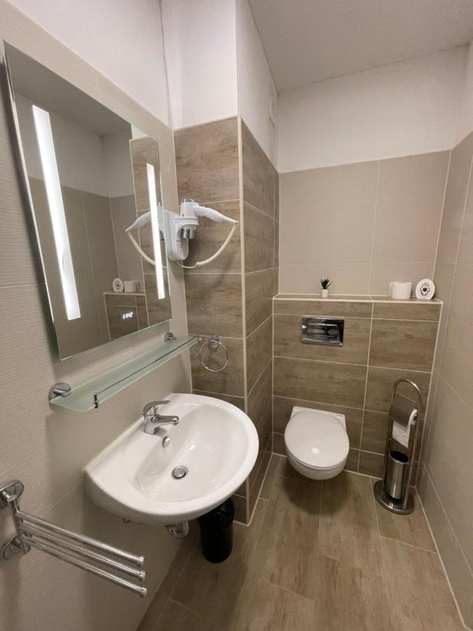 Stella Boutique Rooms Sesvete Bagian luar foto